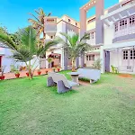 Akkarai Beach Luxury Beach Villa