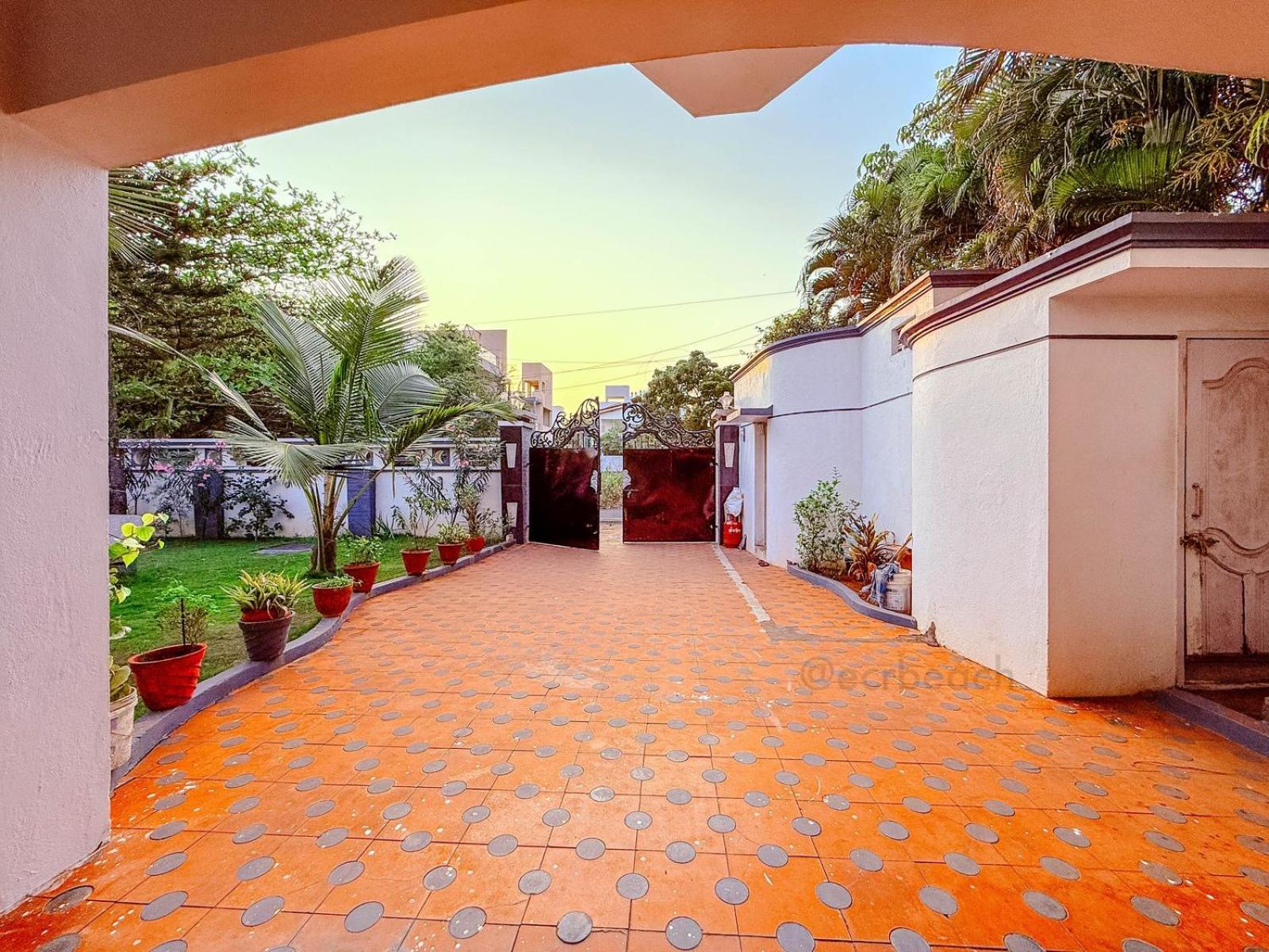 Akkarai Luxury Villa Chennai